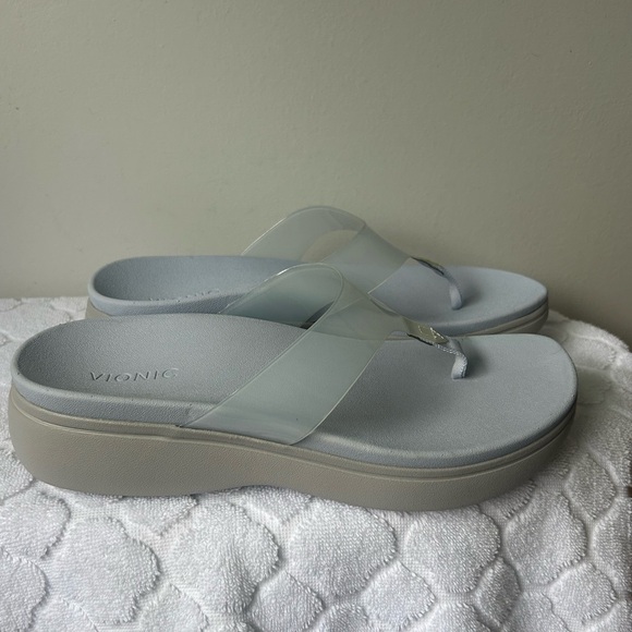 Vionic Luminous Women's Thong Post Wedge Sandal Flip Flops Size 9 Baby Blue - Picture 4 of 9